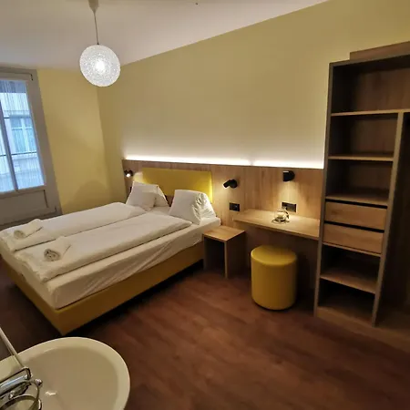 Budget Waldhotel - Shared Bathrooms Wilderswil