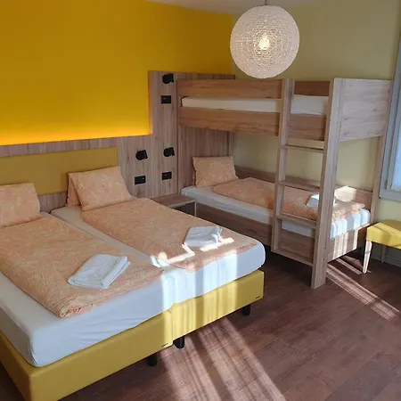 旅馆 乌斯普嫩经济酒店 *