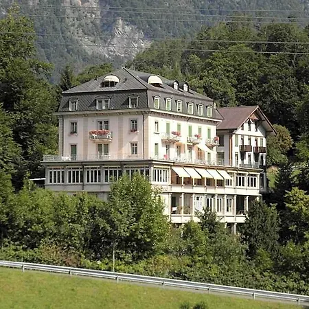 Budget Waldhotel - Shared Bathrooms Hostel Wilderswil