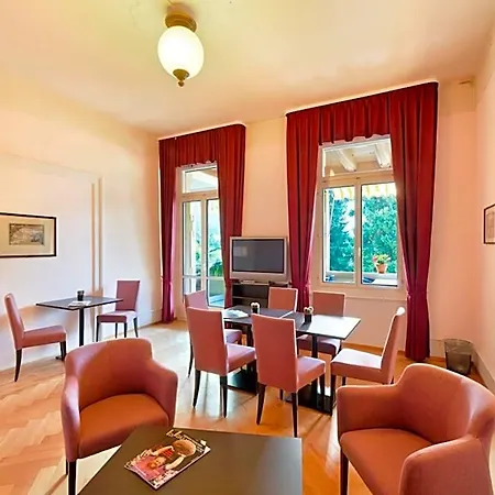 Budget Waldhotel - Shared Bathrooms Hostel *