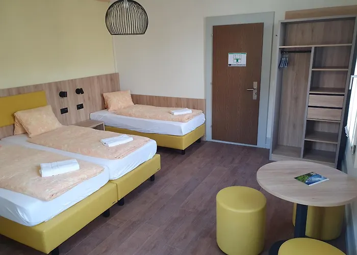 Budget Waldhotel Unspunnen Hostel *