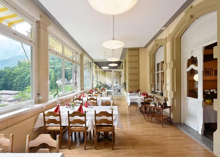 旅馆 乌斯普嫩经济酒店 *